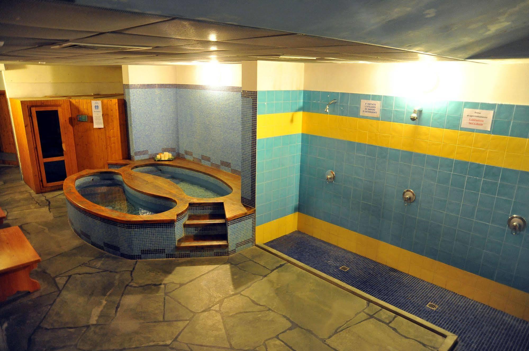Hotel Nazionale Борміо Екстер'єр фото